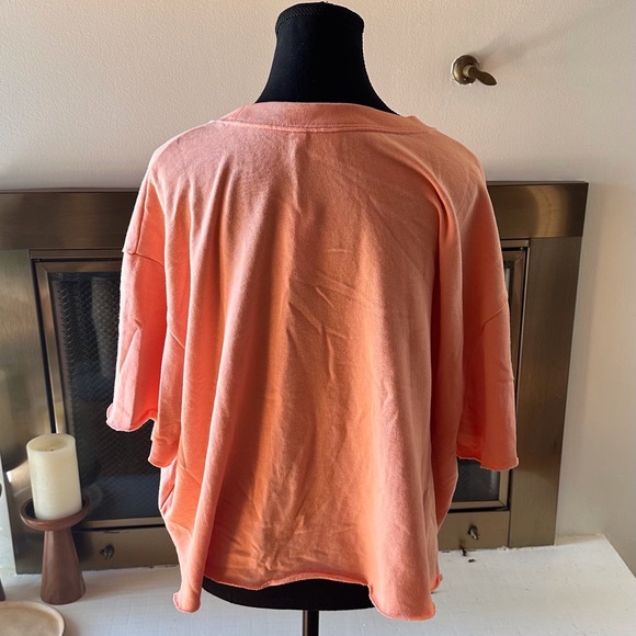 NWT GAP Vintage Soft Short Sleeve Sweatshirt - Picture 2 of 4